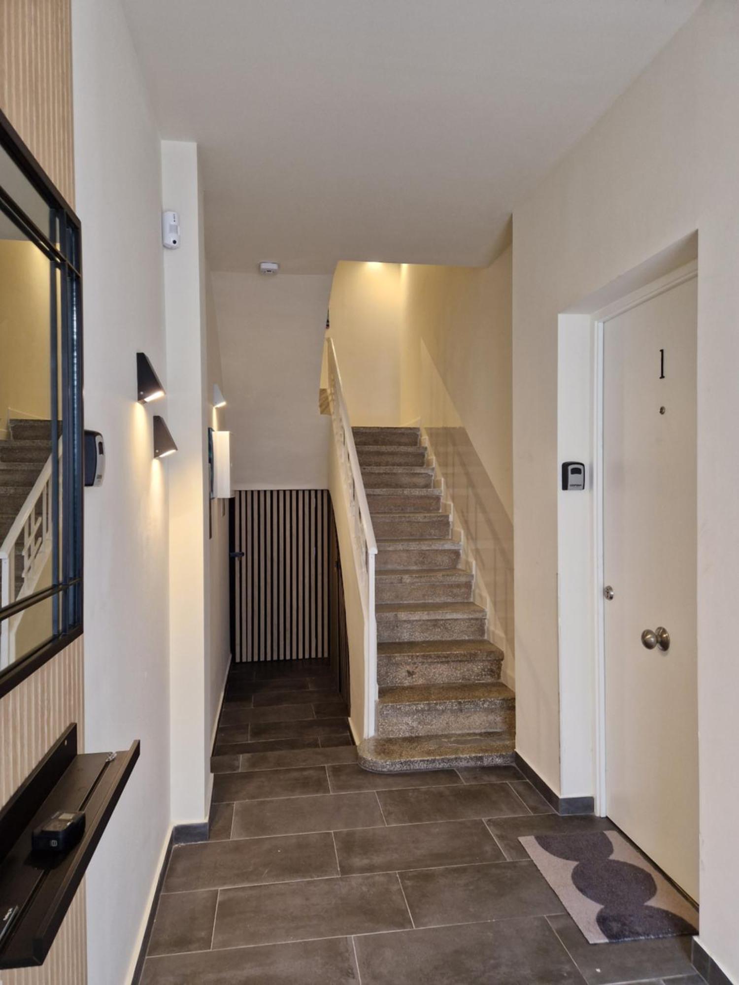 Virgen De Gracia Apartments Malaga Exterior photo